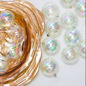 H237-NIB 32 Northlight Clear Iridescent Shatterproof Shiny Christmas Balls 3.25"